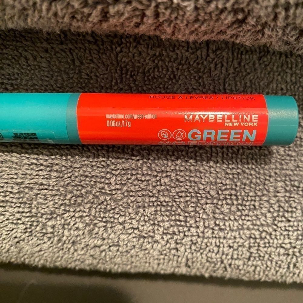 1048 Marbelline Green Edition Balmy Lip Brush Lipstick 004 Flare NWT